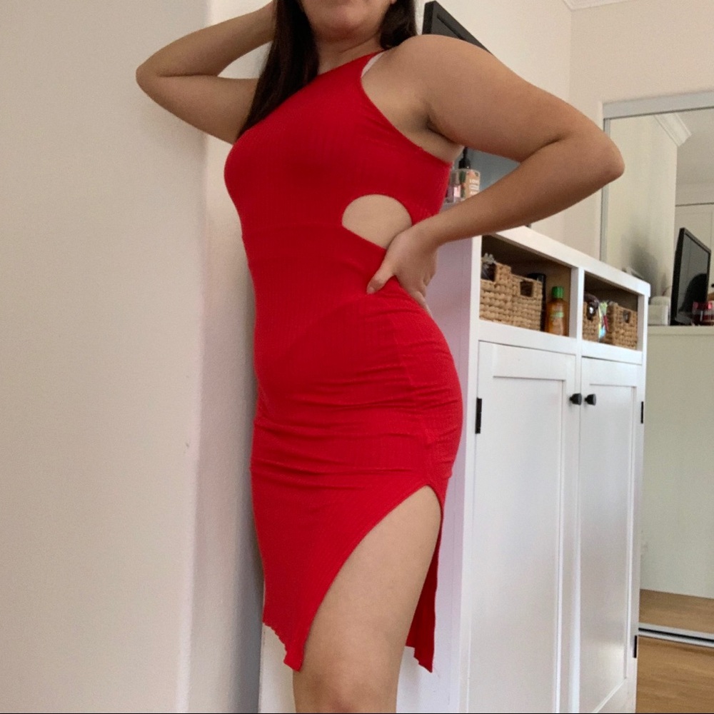 Soprano Red Slid Dress Size Medium